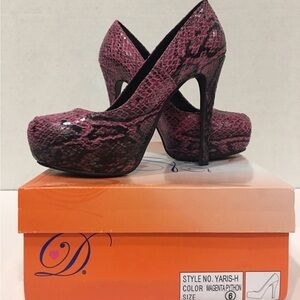 Delicious Magenta Python Heels Platform snakeskin Yaris-H Sz 6